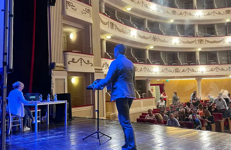Interpretariato per eventi a Novara, fiere e congressi